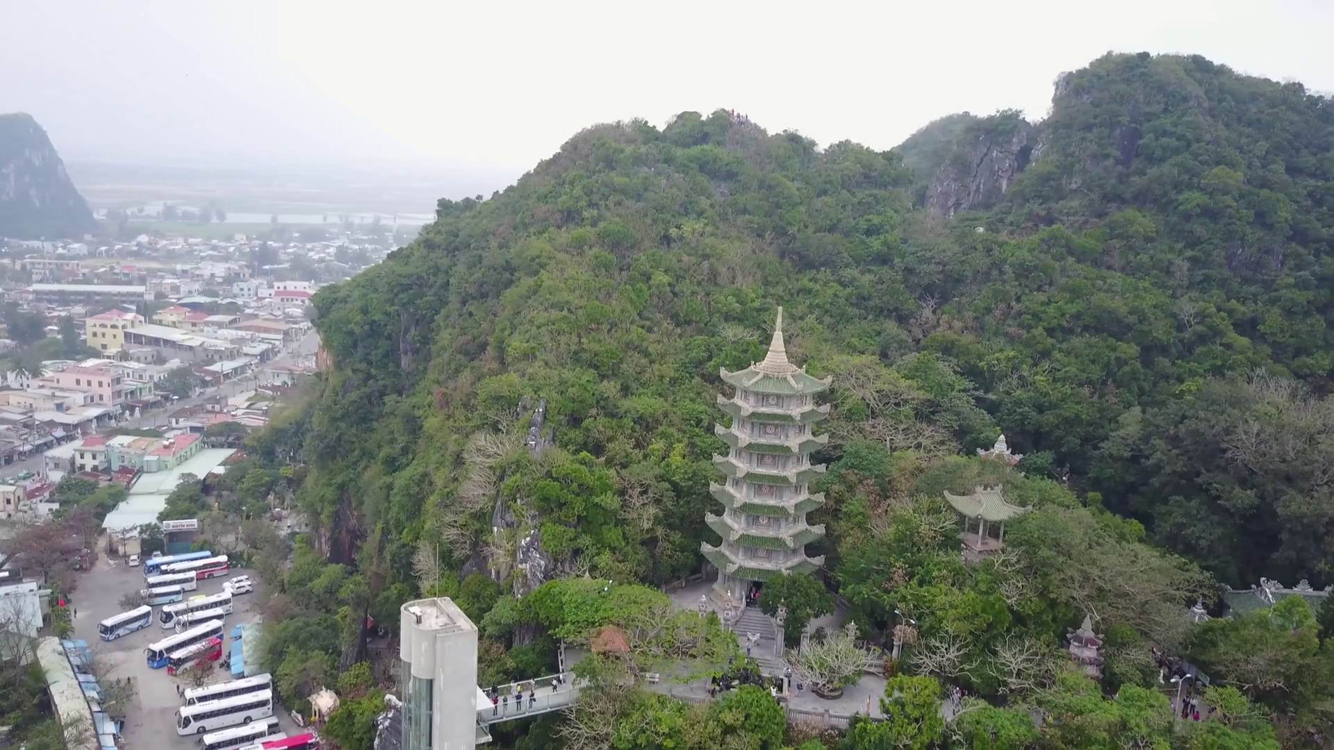 TOUR NGŨ HÀNH SƠN – PHỐ CỔ HỘI AN (1 NGÀY)