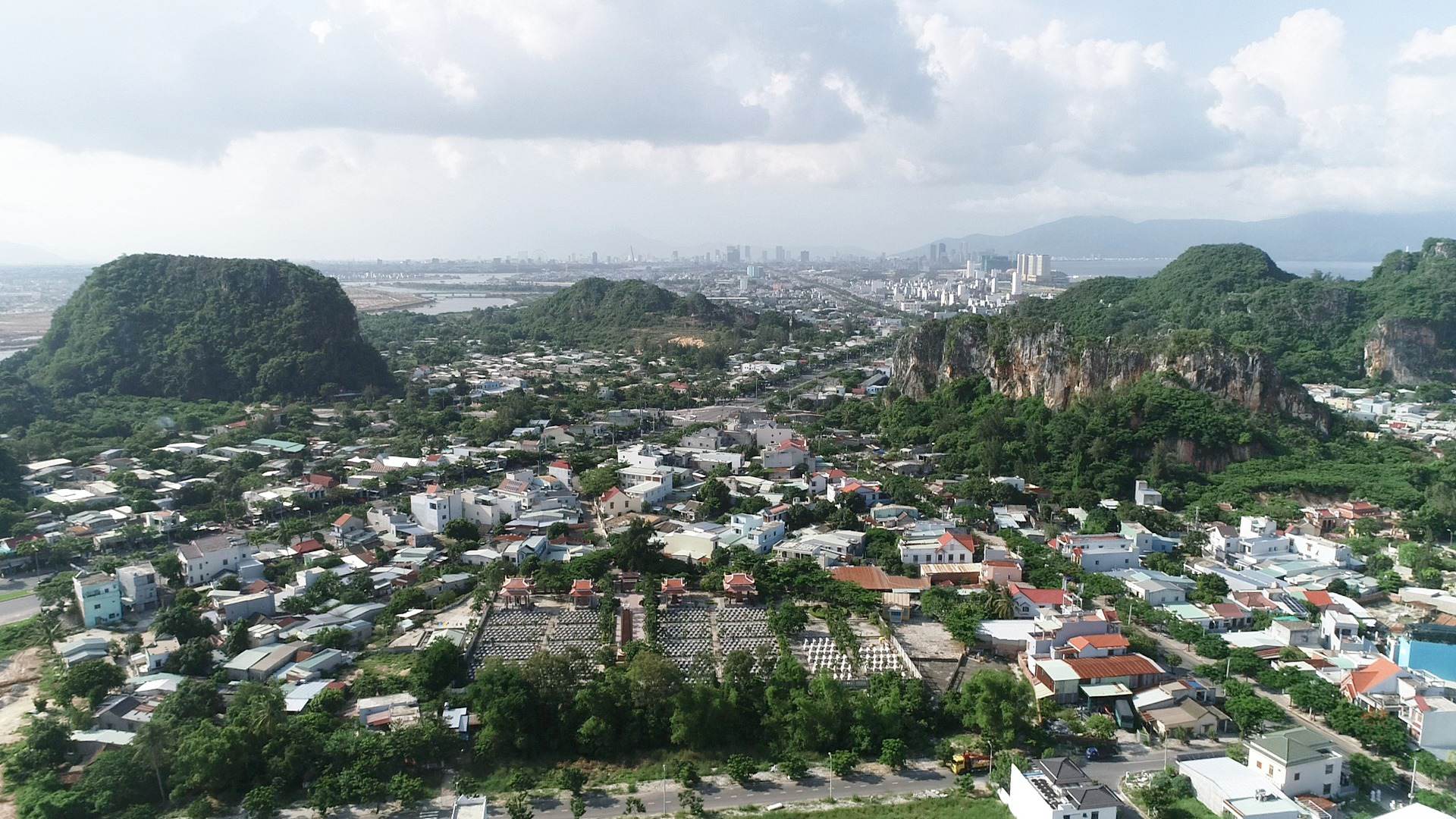 TOUR NGŨ HÀNH SƠN – PHỐ CỔ HỘI AN (1 NGÀY)